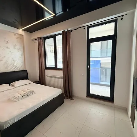 Poseidon Apartment *